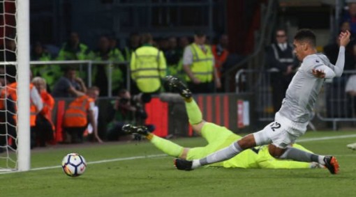 Nhẹ nhàng vượt ải Bournemouth, Man United xây chắc ngôi nhì trước sự 'dòm ngó' của Liverpool