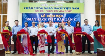 Khai mạc triển lãm “Sách với gia đình”