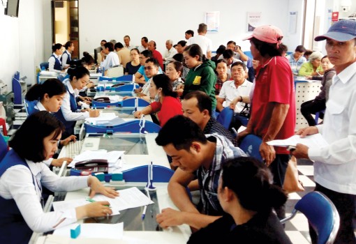 Người dân đổ xô cập nhật thông tin sim chính chủ