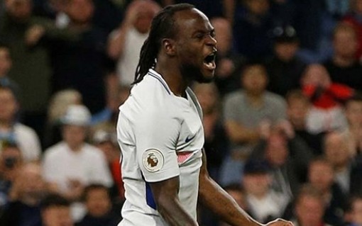Chelsea thắng kịch tính Burnley, quyết giành vé Champions League