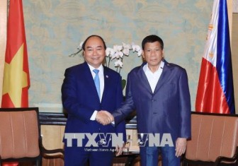 Thủ tướng Nguyễn Xuân Phúc gặp Tổng thống Philippines Rodrigo Duterte