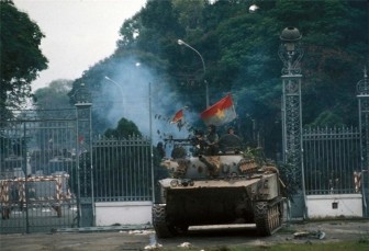Chùm ảnh dàn xe tăng tiến vào giải phóng Sài Gòn ngày 30-4
