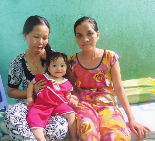 Cô giáo bị khối u đại tràng cần được giúp đỡ