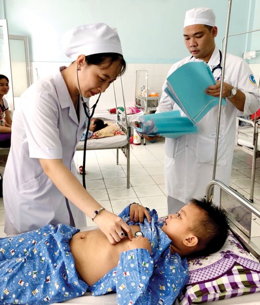 Sốt xuất huyết diễn biến phức tạp