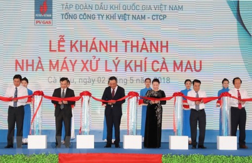 Chủ tịch Quốc hội dự Lễ khánh thành Nhà máy xử lý khí Cà Mau