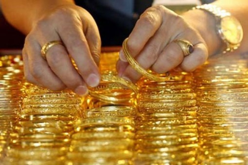 Vàng chao đảo trước ngưỡng nhạy cảm