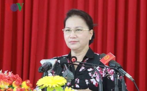 Chủ tịch Quốc hội tiếp xúc cử tri tại huyện Phong Điền của Cần Thơ