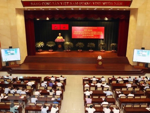 20 năm thực hiện chiến lược cán bộ và những bài học quý giá