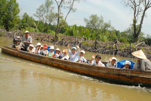 Giáo dục ĐBSCL chậm hơn...42 năm so với cả nước