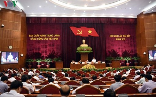 Bí thư cấp tỉnh không là người địa phương: Ngăn chặn chạy chức, chạy quyền