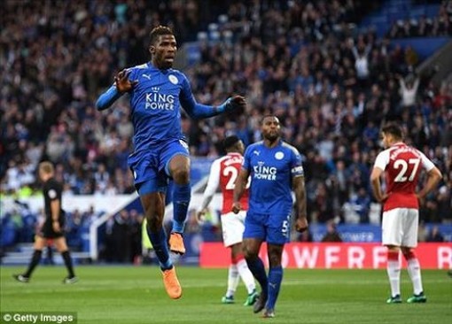 Thảm bại trước Leicester, Arsenal tiếp tục toàn thua trên sân khách