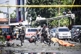 Thêm một vụ nổ bom ở Đông Java, báo động an ninh lên mức cao nhất
