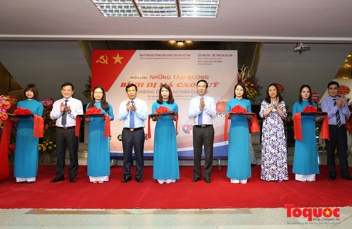 Khai mạc Triển lãm Những tấm gương bình dị mà cao quý