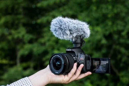 Máy ảnh DSLR cho người say mê nhiếp ảnh