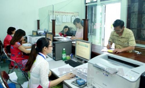 Thủ tướng yêu cầu quyết liệt xử lý nợ đọng thuế, chấn chỉnh vi phạm đạo đức trong ngành hải quan