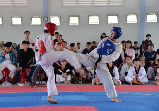 Ngày thi đấu thứ 2 Đại hội TDTT tỉnh lần VIII- 2018: TP. Long Xuyên và TP. Châu Đốc "tăng tốc"
