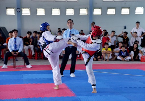 Đoàn kết - Trung thực - Cao thượng