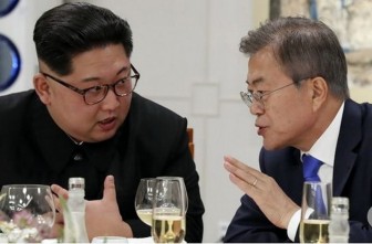 Tổng thống Hàn Quốc gặp nhà lãnh đạo Triều Tiên ở làng Panmunjom