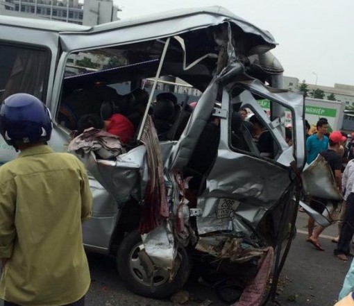 Tai nạn trên cao tốc Hà Nội-Bắc Giang làm nhiều người thương vong