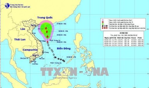 Áp thấp nhiệt đới di chuyển về phía Tây