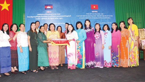 Chung tay xây dựng đường biên giới Việt Nam - Campuchia hòa bình, hữu nghị
