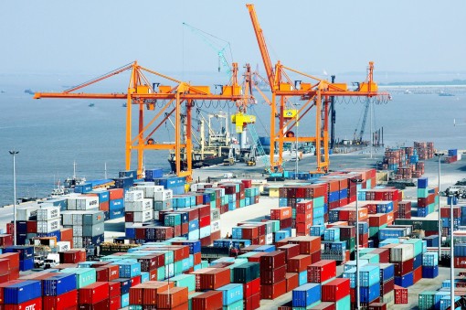 Việt Nam xuất siêu gần 45 tỷ USD sang các nước G7