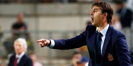 Tây Ban Nha 'trảm tướng' trước ngày World Cup mở màn