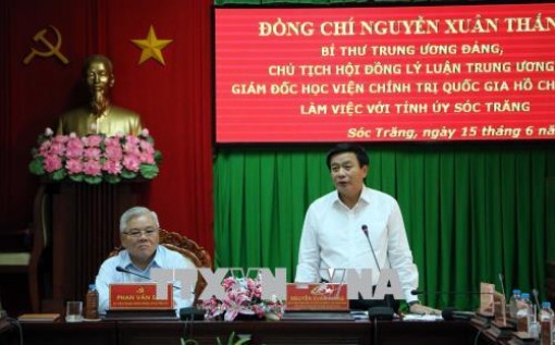 Bí thư Trung ương Đảng Nguyễn Xuân Thắng làm việc tại Sóc Trăng