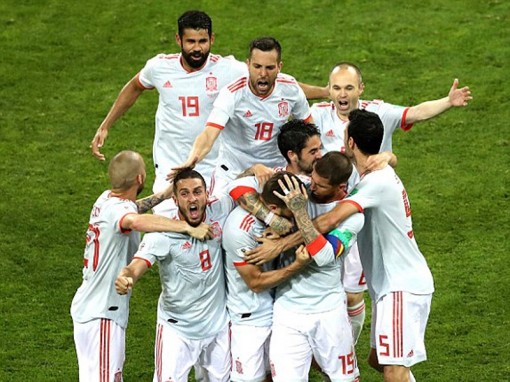 Ronaldo lập hat-trick, Bồ Đào Nha thoát thua Tây Ban Nha ngoạn mục