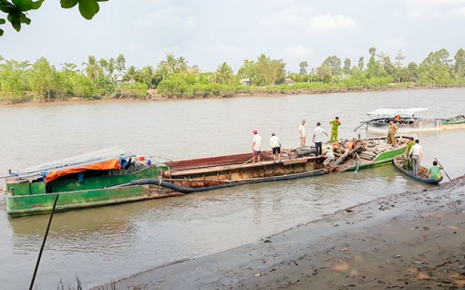 ĐBSCL: Tăng cường xử lý vi phạm trong khai thác cát sông