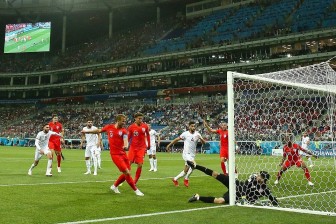 Rực sáng phút bù giờ, Harry Kane giúp tuyển Anh giành 3 điểm đầy nghẹt thở