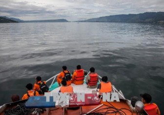 192 người mất tích trong vụ chìm thuyền tại Indonesia