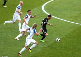 Argentina - Croatia: Gánh nặng ngàn cân của Messi