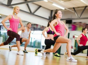 Tập gym và tập aerobic, cái nào tốt hơn?