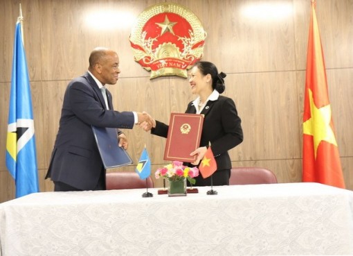Việt Nam chính thức thiết lập quan hệ ngoại giao với Saint Lucia
