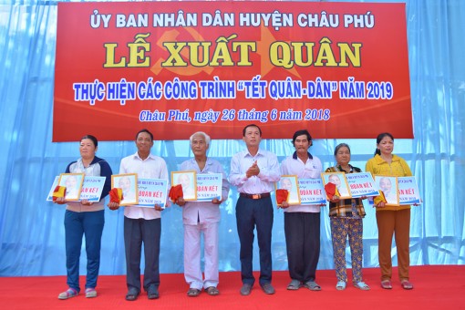 Châu Phú tổ chức lễ xuất quân Tết Quân - Dân năm 2019