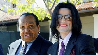 Cha huyền thoại Michael Jackson qua đời vì ung thư