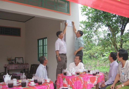 Hậu Giang hỗ trợ hộ nghèo về nhà ở