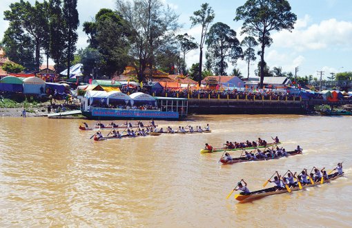 Tính cộng đồng trong lễ hội văn hóa dân gian