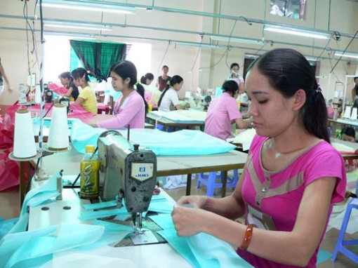 Bến Tre: Học nghề ở lớp, làm việc tại nhà, cho thu nhập khá