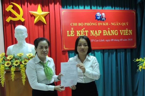 Đồng Tháp kết nạp được gần 6.000 đảng viên mới