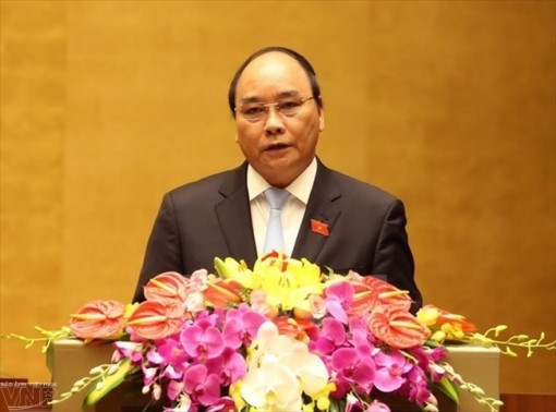 Thủ tướng Nguyễn Xuân Phúc gặp mặt các diễn giả, doanh nghiệp tham dự Diễn đàn cấp cao Công nghiệp 4.0