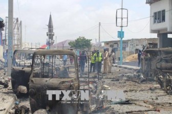 Bị cảnh sát bắn, xe ô tô phát nổ gần Phủ Tổng thống Somalia
