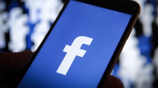 Cần Thơ: Quận Cái Răng ngưng buộc đảng viên kê khai Facebook, Zalo