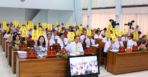 Bế mạc kỳ họp thứ 7, HĐND tỉnh (khóa IX)