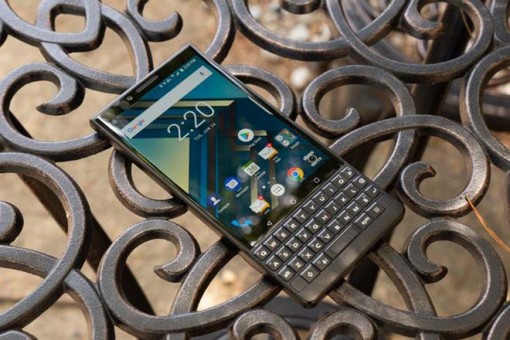 BlackBerry KEY2 Lite giá rẻ lộ diện kèm mã Luna