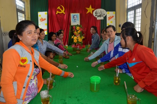 Phụ nữ Châu Thành học tập và làm theo lời Bác