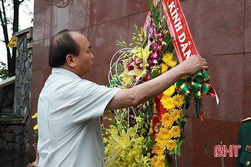 Thủ tướng kiểm tra mô hình nông thôn mới kiểu mẫu ở Hà Tĩnh