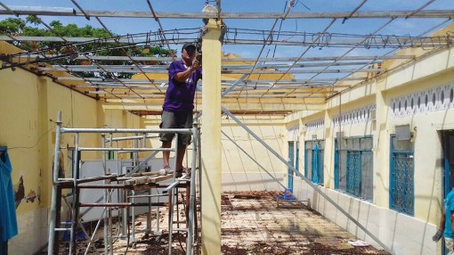 Làm đẹp trường lớp đón năm học mới