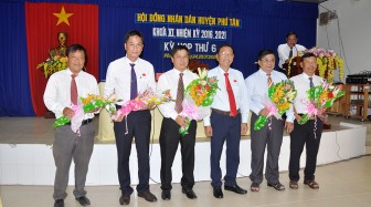 *Phú Tân: Hoàn thành kỳ họp thứ 6 HĐND huyện